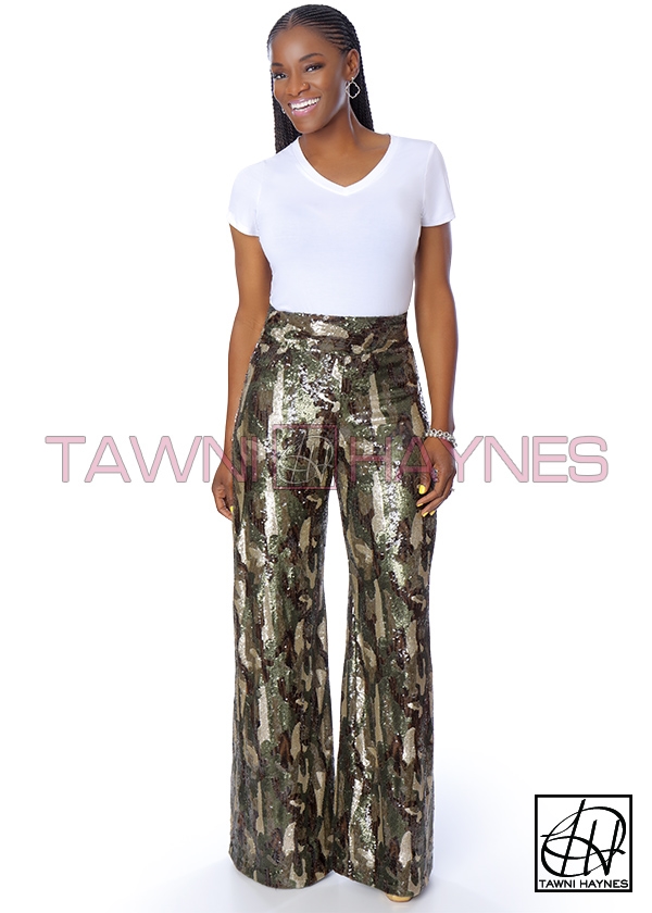 Buy Women Sequin Embellished Relaxed Fit Cuffed Pants Online at Best Prices  in India - JioMart.